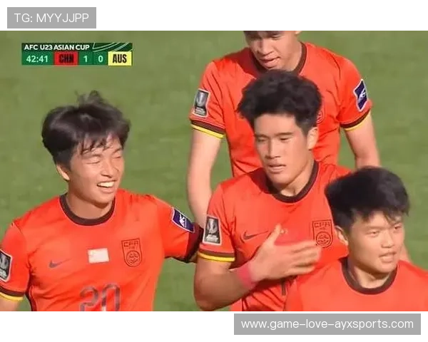 彭啸防守动作极具侵略性